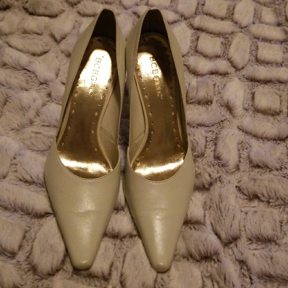 Bcbg mint green heels